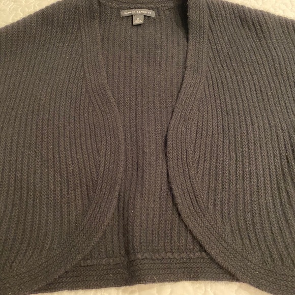 Angora Banana Republic shrug - Picture 2 of 6
